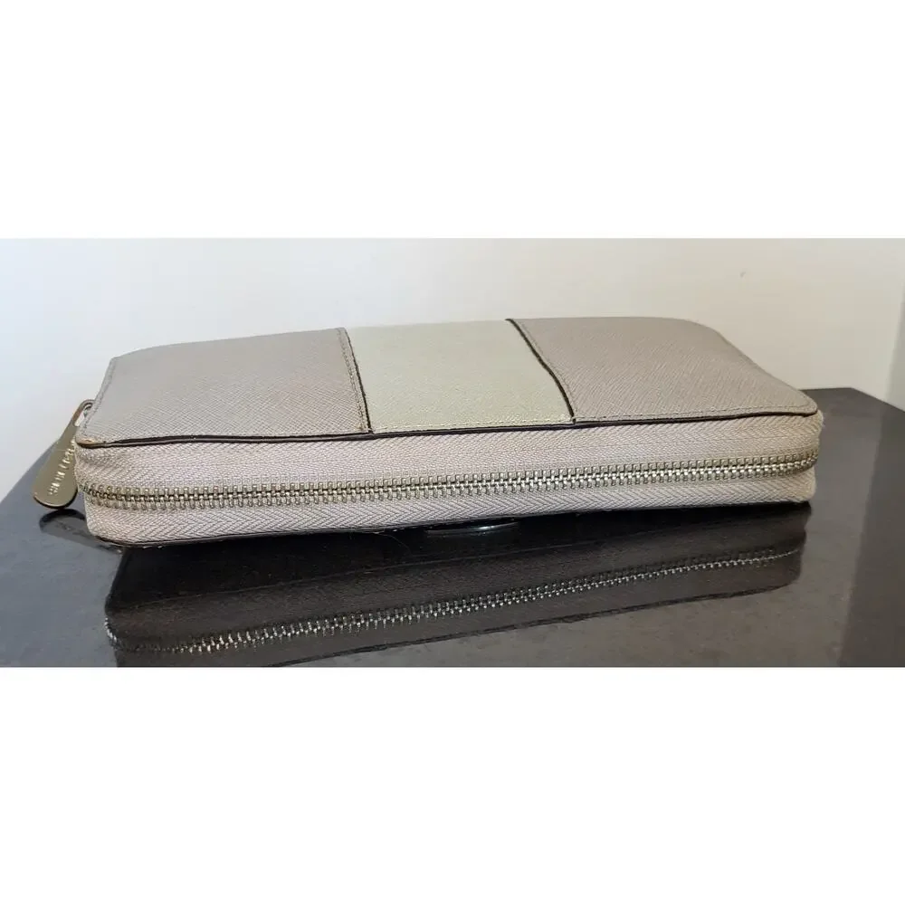 Michael Kors Jet Set Continental Gray & Silver Clutch - Wallet, Large 9 X 4